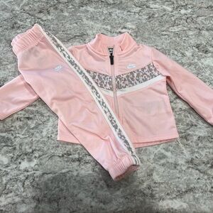Nike 2 Piece Sweatsuit for Toddler Girl
